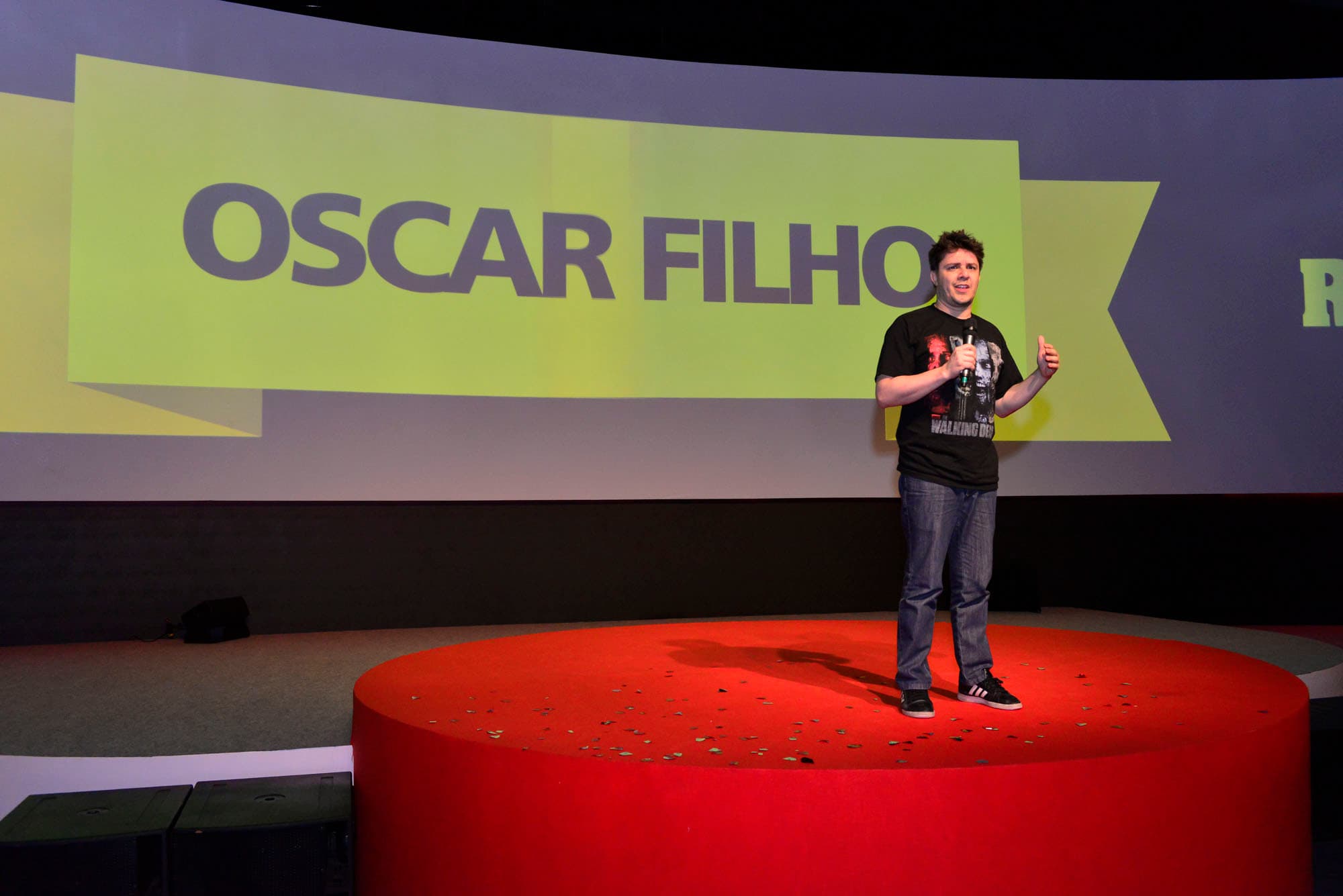 STAND-UP EM EMPRESAS